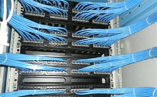 千萬(wàn)不要因?yàn)榈蛢r(jià)而忽視了網(wǎng)絡(luò)綜合布線的工程質(zhì)量